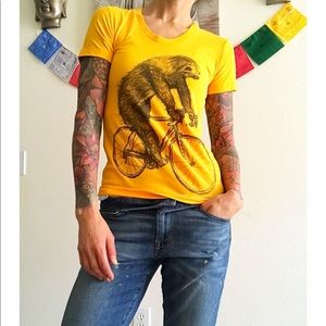 Sloth in a bike tee